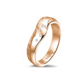Alianza diamante (anillo) en oro rojo con pequeños diamantes
