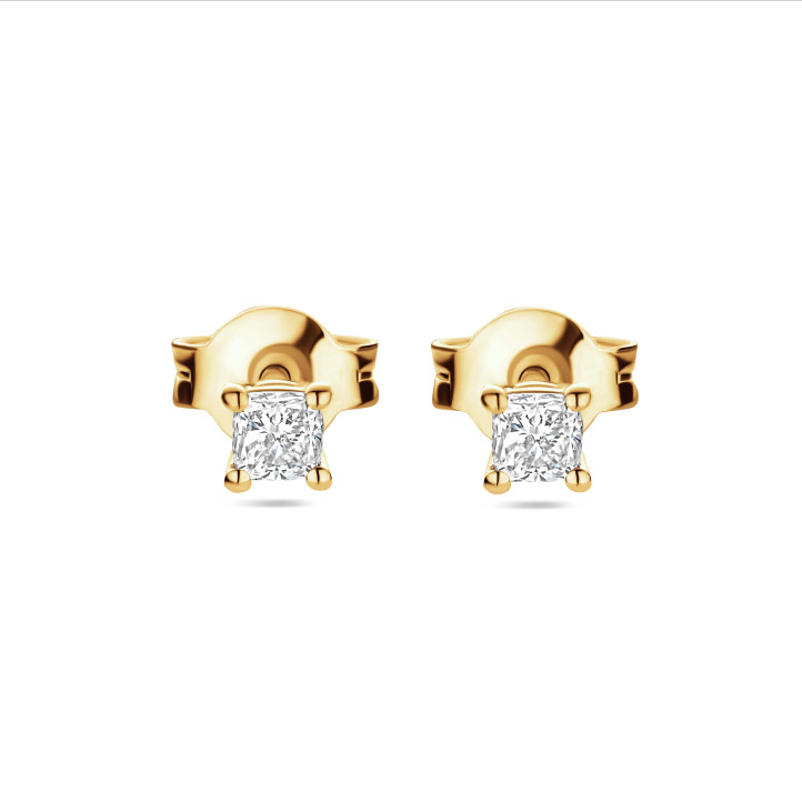 0.30 quilates pendientes solitarios con diamantes talla cushion en oro amarillo