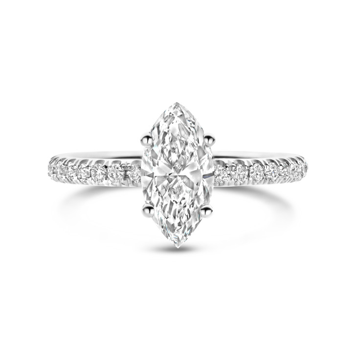 0.70 quilates anillo solitario en oro blanco con diamante en forma de marquesa