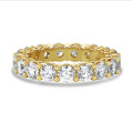 3.40 quilates alianza diamante en oro amarillo