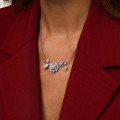 Collar con diseño de rosa de diamantes de 1,45 quilates en oro blanco