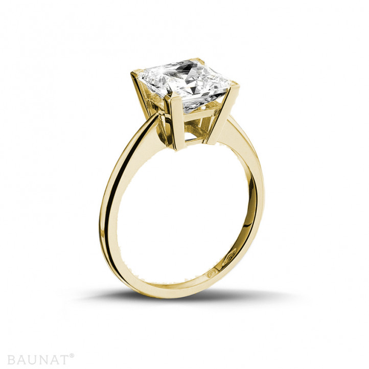 3.00 quilates anillo solitario en oro amarillo con diamante talla princesa