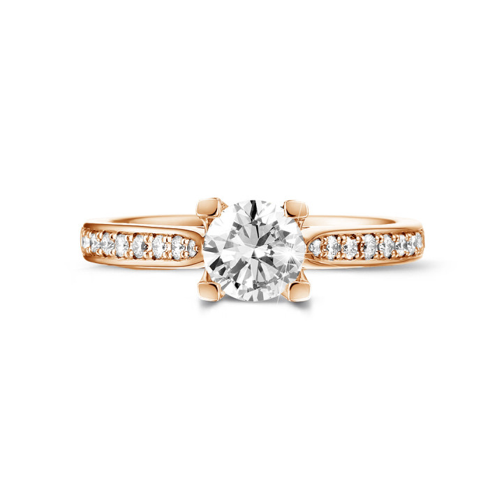 0.70 quilates anillo solitario diamante en oro rojo con diamantes en los lados