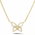 0.30 quilates collar mariposa diamante diseño en oro amarillo
