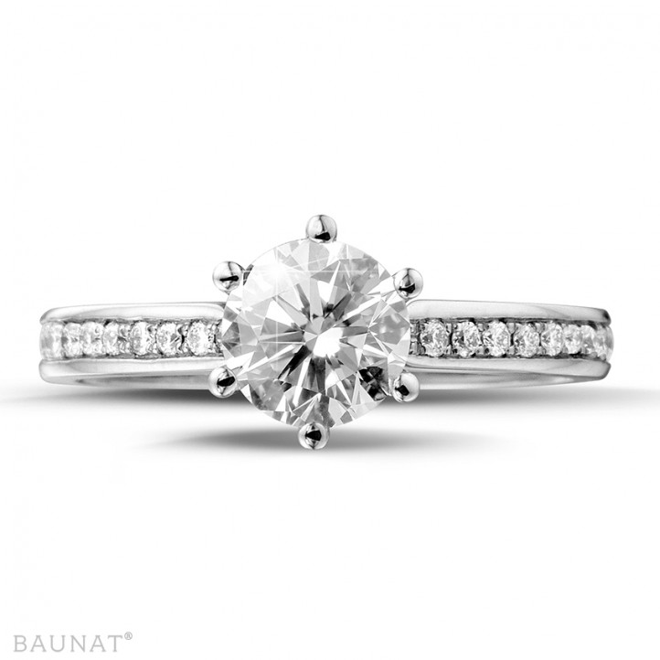 1.00 quilates anillo solitario diamante de oro blanco con diamantes en los lados