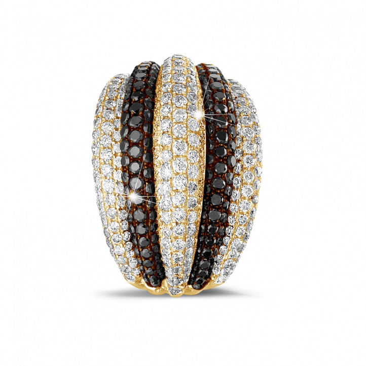 4.30 quilates anillo en oro amarillo con diamantes redondos blancos y negros