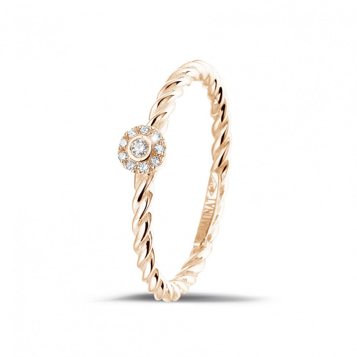 0.04 quilates anillo trenzado de diamantes de combinación en oro rojo