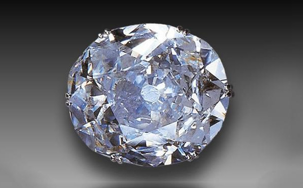Diamantes y colgantes famosos: estas piedras hicieron historia