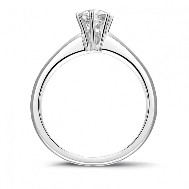 0.50 quilates anillo solitario diamante con 6 uñas en oro blanco