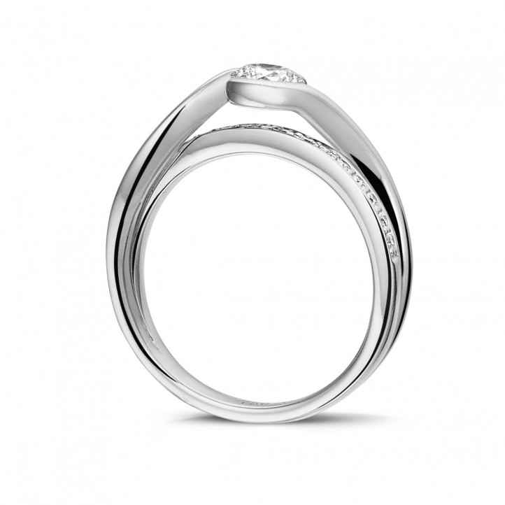 0.50 quilates anillo solitario de diamantes en platino