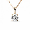 0.50 quilates colgante solitario en oro rojo con diamante redondo y 4 grapas