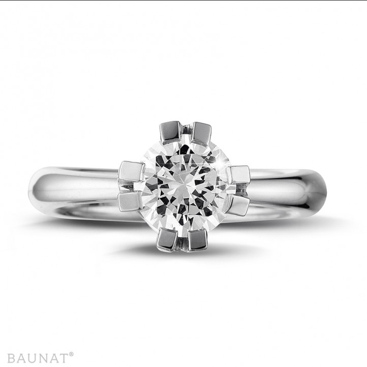 1.50 quilates anillo solitario diamante diseño en platino con ocho garras