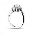 0.50 quilates anillo diamante diseño en oro blanco