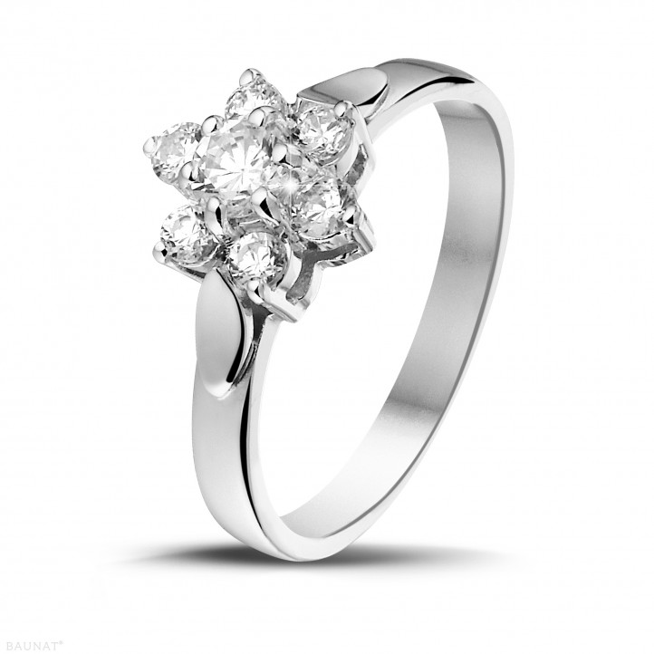 0.50 quilates anillo flor diamante en oro blanco