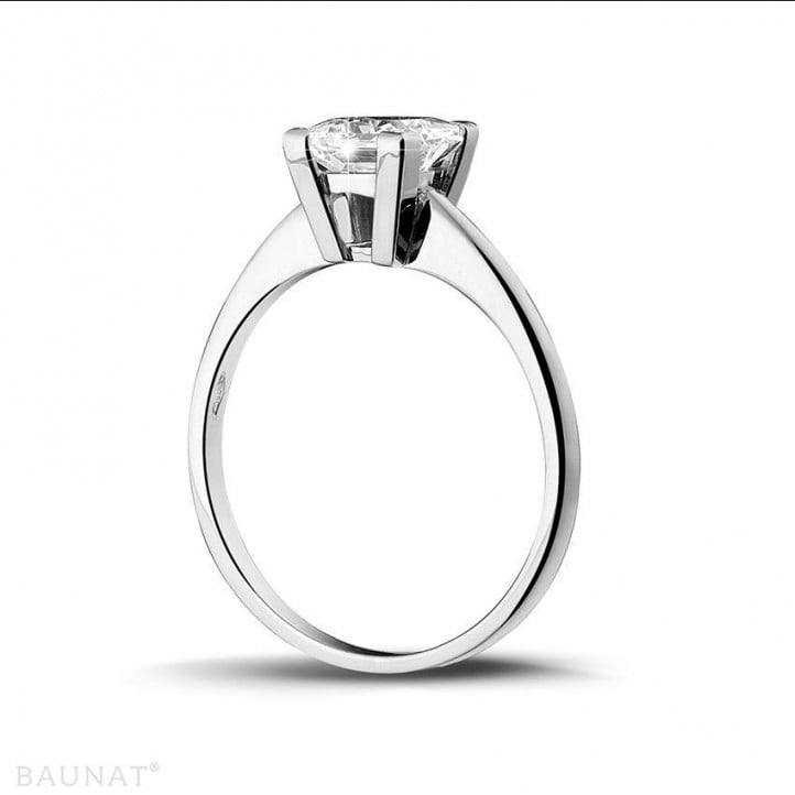 1.50 quilates anillo solitario en platino con diamante talla princesa