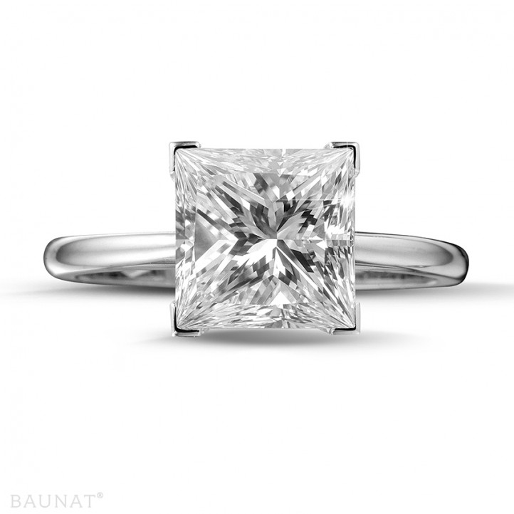 3.00 quilates anillo solitario en platino con diamante talla princesa