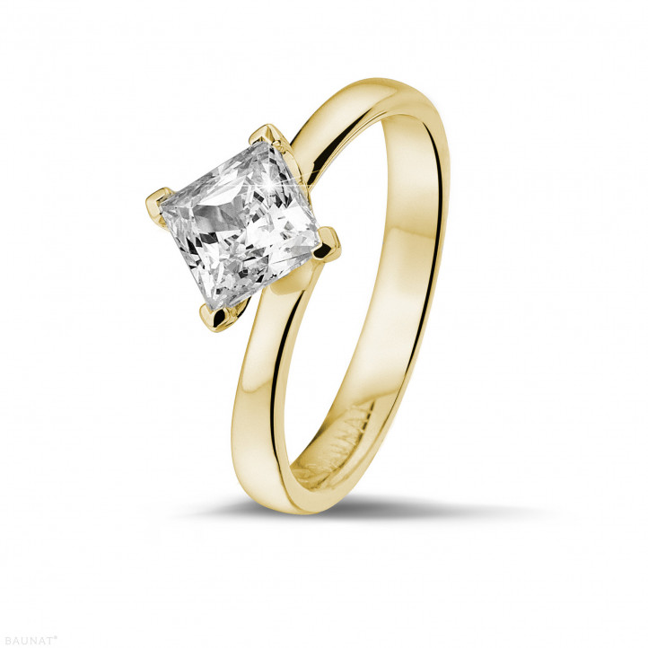 1.25 quilates anillo solitario en oro amarillo con diamante talla princesa