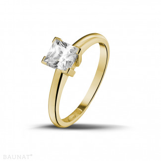 0.70 quilates anillo solitario en oro amarillo con diamante talla princesa