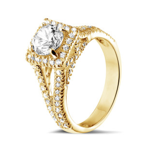 Bague auréole - 1.00 carats bague diamant solitaire en or jaune avec diamants sur les côtés
