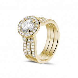 Fiançailles - 1.00 carats bague solitaire diamant en or jaune avec des diamants sur les côtés