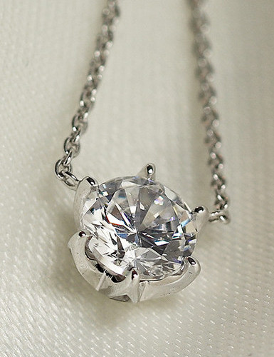 Colliers en diamant pour tout type de femme