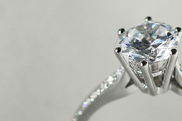 Idées de bague de fiançailles pour la bague idéale