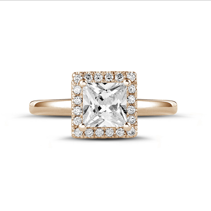 2.00 carats bague solitaire de type auréole avec un diamant princesse en or rouge avec diamants ronds