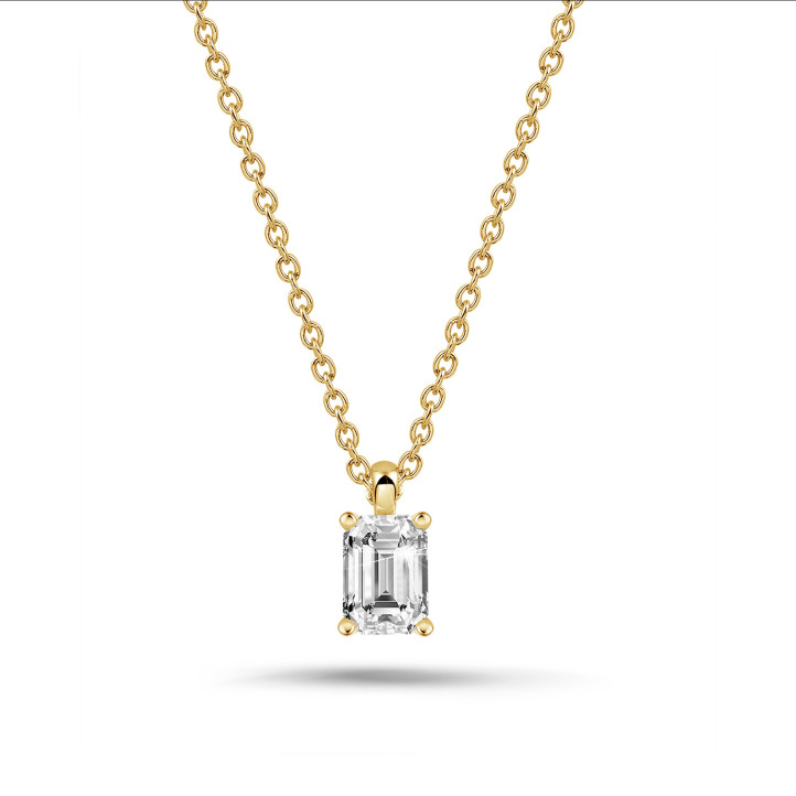 1.00 carat Pendentif solitaire avec diamant de forme émeraude en or jaune