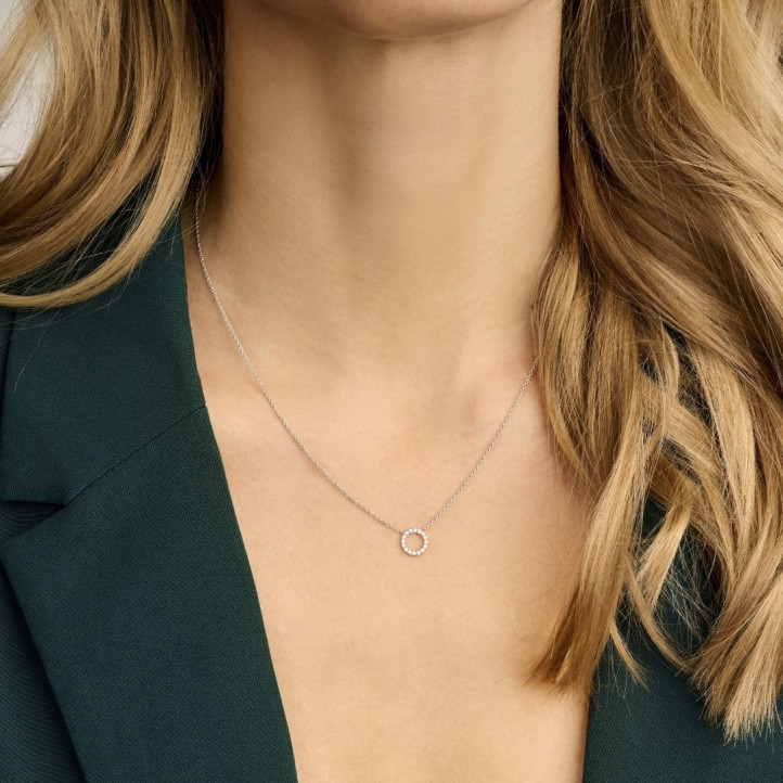 0.12 carat collier éternité en or rouge et diamants