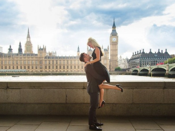 Proposal in London