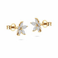 Boucles d'oreilles Fleur aux Pétales en Diamants Taille Marquise
