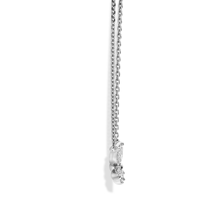 Pendentif Papillon aux Ailes en Diamants Tailles Marquise et Poire
