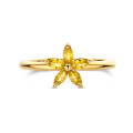 Bague Fleur aux Pétales en Saphirs Jaunes Taille Marquise
