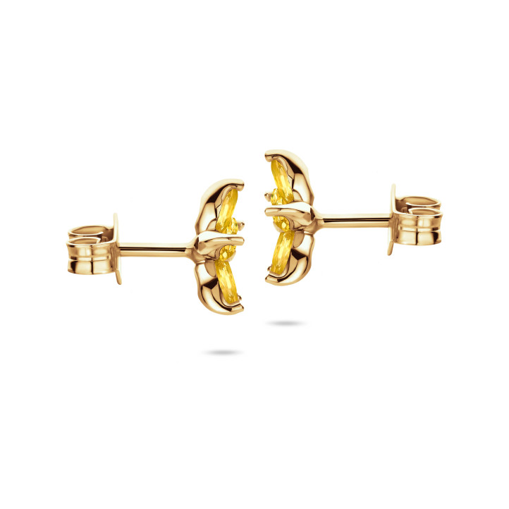 Boucles d’oreilles en forme de fleur avec pétales en saphir jaune taille marquise en or jaune.