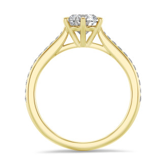 Nouveautés - 1.00 carats bague diamant solitaire en or jaune avec diamants sur les côtés