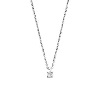 Colliers - 
Pendentif solitaire de 0,15 carat avec un diamant taille coussin en or blanc