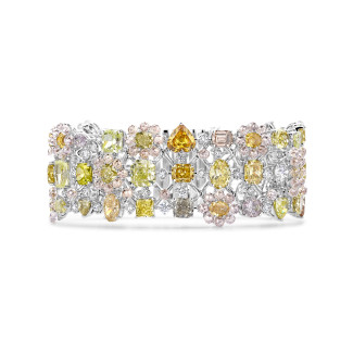Unique en son genre – bracelet de 37,61 carats en or blanc et jaune