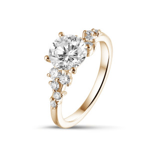 Bagues - 1.50 carat bague solitaire en grappe avec un diamant rond en or rouge
