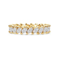 1.75 carat Bague éternité avec diamants marquis en or blanc