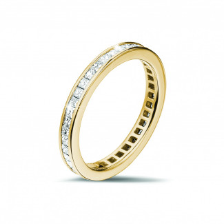 Mariage - 0.90 carat alliance (tour complet) en or jaune avec des petits diamants princesse