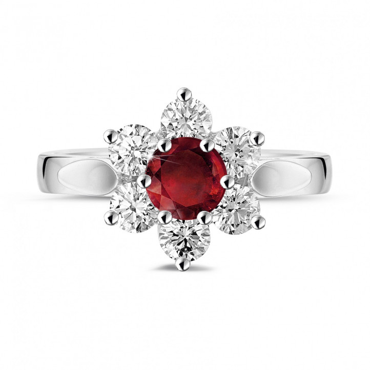 Bague fleur en platine avec un rubis rond et diamants sur les côtés