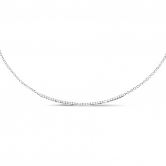 0.30 carat collier fin en platine et diamants