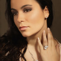 0.73 carat collier pendentif brindille en platine avec diamants