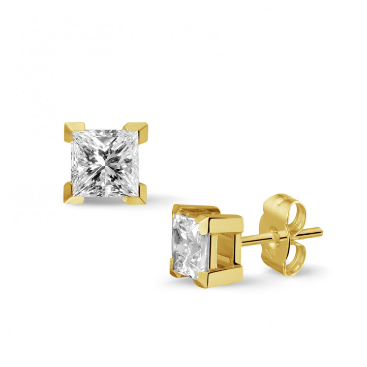 1.50 carat boucles d’oreilles en or jaune avec diamants princesses