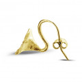 0.76 carat boucles d'oreilles design en or jaune et diamants