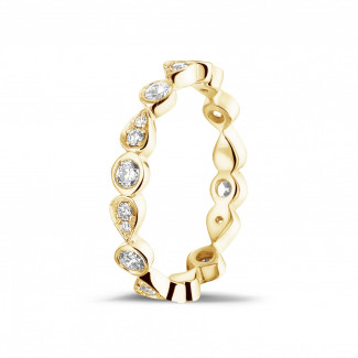 Bague de mariage avec brillant - 0.50 carat alliance superposable en or jaune avec diamants déco poire