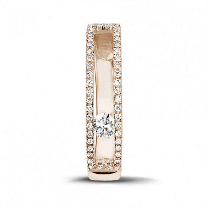 0.25 carat bague en or rouge avec diamant rond flottant