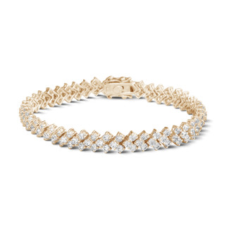Haute Joaillerie - 9.50 carats bracelet design arête en or rouge avec diamants