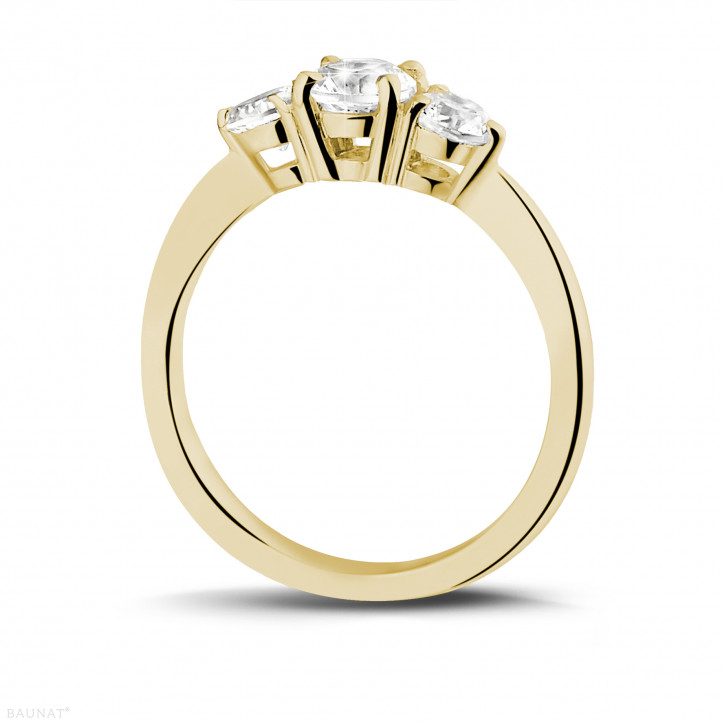 0.95 carat bague trilogie en or jaune et diamants ronds