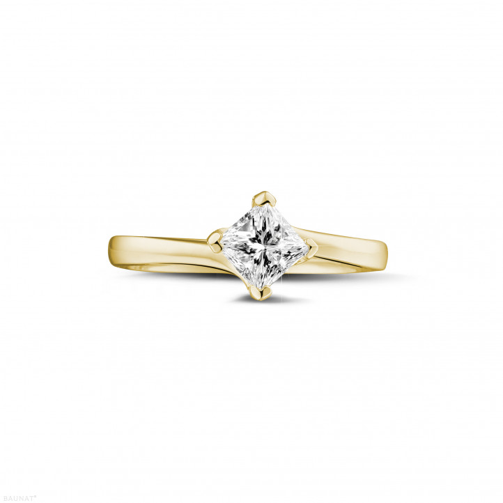 0.70 carat bague solitaire en or jaune avec diamant princesse